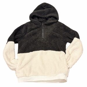 Girls Gray and Cream Zip-Up Sweater Hoodie size medium fluffy soft teddy bear